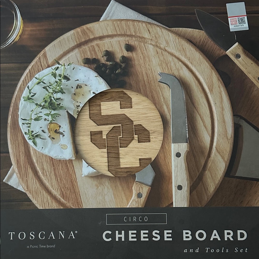New Toscana Circo Wood Cheese Board and Tools Set USC Trojans NCAA Southern Cal